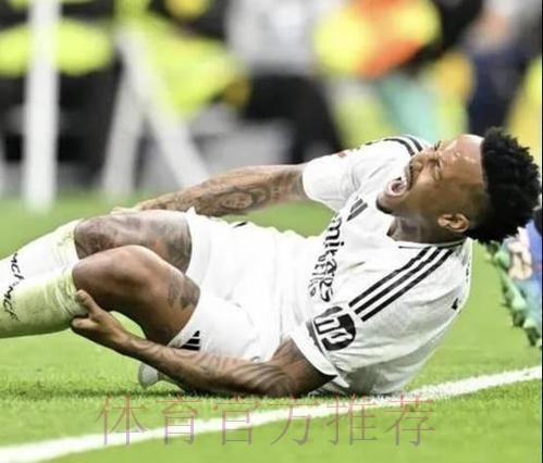 记者:皇马冬窗不会引援 会让门迪或琼阿梅尼踢中卫 记者:皇马冬窗不会引援 会让门迪或琼阿梅尼踢中卫